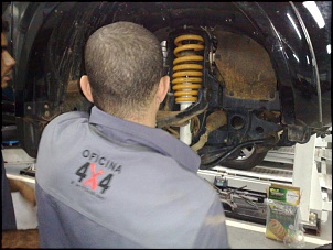 L 200 triton-impressoes dessa pkp.-instalando-o-coil-over.jpg