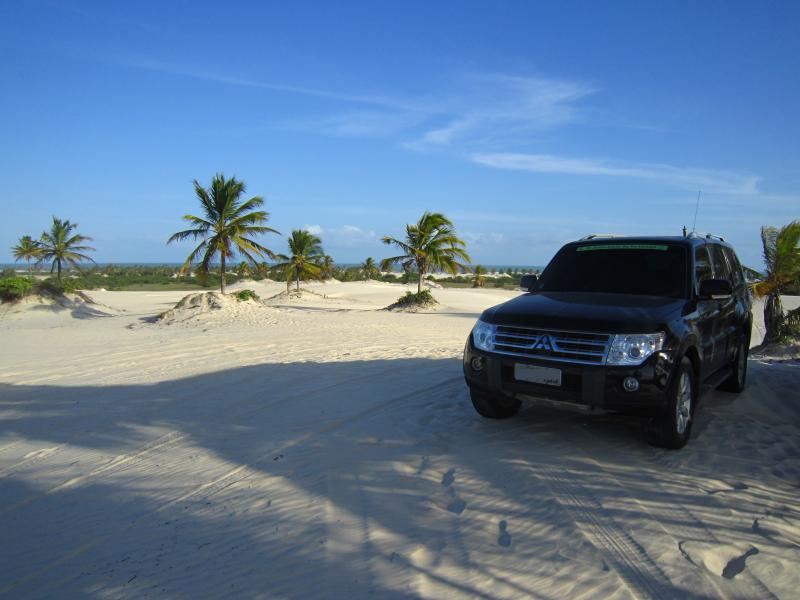 Mitsubishi Pajero Full 2011-abutre-mangue-seco.jpg