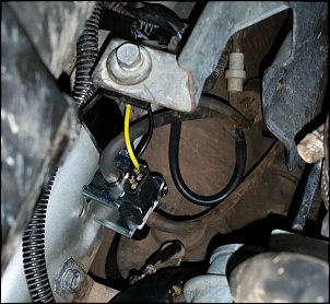 Luz de Motor, e 4x4 piscando e luz de ABS-instalado01.jpg