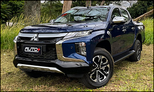 Nova triton-mitsubishi-l200-triton-sport-hpe-s-17-990x594.jpg