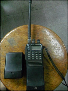 Vendo radioamador ICOM modelo IC-2GXAT-sam_2666.jpg