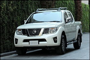 Nissan Frontier 2013-2012-nissan-navara-front.jpg