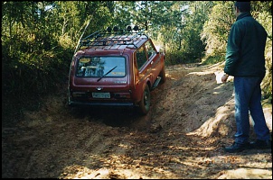 Quem usa o niva para trilha?-lixao2006.jpg