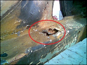 -longarina-no-cofre-do-motor-junto-roda-direita.jpg
