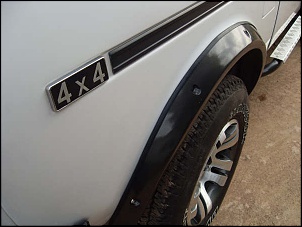 Pneu 5.60-15 Maggion Niva-com-alarg-tras-dir.jpg