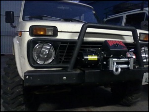Niva com guincho-16042011241.jpg