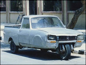 Peugeot 504-peugeot-504-de-3-rodas-na-siria.jpg