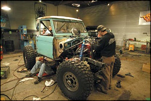Bronco Rock Crawler (Monster Garage)-lg_garage-lg_815.jpeg