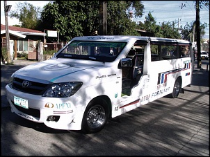 jeepneys-jeepney-inspirado-na-toyota-hilux.jpg