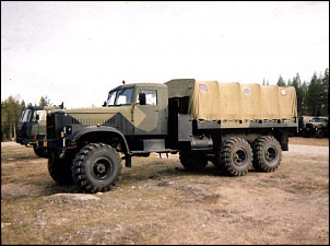 Caminhoes militares RUSSOS-kraz-255.jpg