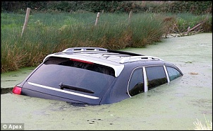 Porsche Cayenne 4X4-article-0-02b8225200000578-107_468x286.jpg