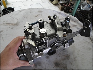 Bomba injetora Peugeot 504-dsc04230.jpg