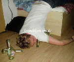 -chapadao_caido_em_coma_da_garrafa_p.gif