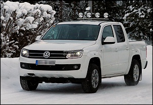 -spyshots-volkswagen-amarok-xenon-headlights-led-daytime-runners-1080p-1.jpg