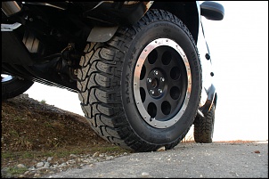 -vwamarokbeadlockblack18x9mickeythompsonatzml.jpg