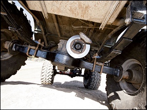 Rural com 37!-129_0811_37_z-ttc_1962_willys_wagon-rear_suspension.jpg