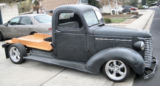 -1939chevytrucksr120108.jpg