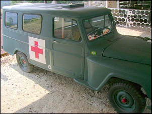 -1975-amb-4x2-lat.jpg