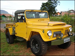 Rural e F 75 na estrada-jeep-003.jpg