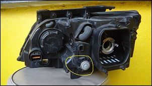 quem tem Mohave-farol-direito-kia-mohave-com-xenon-265601-mlb20349366650_072015-f-novo.jpg