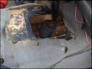 Ajuda! - Coifa da alavanca da t-case do vitara-coifa_direcao_cortada.jpg