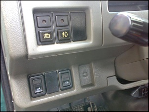 -20100318912.jpg