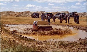 -2003-05-25_jimny_en_charco_2.jpg