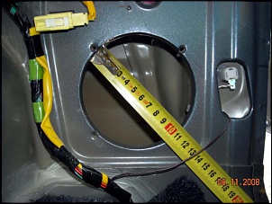 -rearspeakers20-1-.jpg