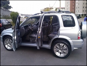 O que olhar na hora de comprar uma Tracker 08/09-1377021163_537094018_5-chevrolet-tracker-20-4x4-c-reduzida-rodas-aro-20-teto-solar-dvd-bancos-de.jpg