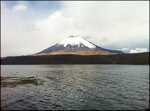 Suzuki Jimny NACIONAL.-00755-lago-chungara-e-vulcao-parinacota.jpg