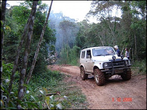 Samurai desenterrando Hilux-dsc01908.jpg