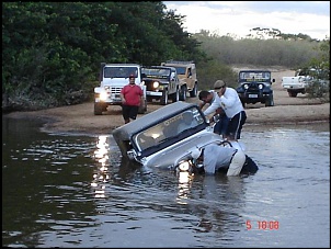 Travessia de um rio ou riacho-inundado1_167.jpg