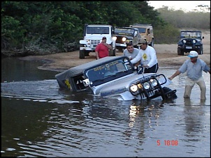 Travessia de um rio ou riacho-inundado2_841.jpg