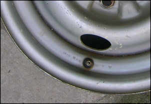 Pneus 7.50 16 e outros lameiros com rodas originais.-roda.jpg