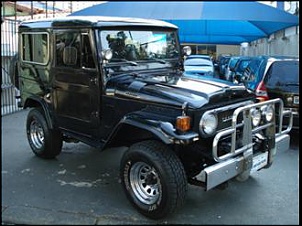 Toyota Preta-toyotabandeirante2.jpg