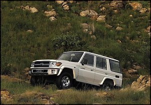 Toyota Land Cruiser 70-lc_station_wagon_gallery_16d_exterior_styling_02_800x600.jpg