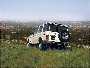 Toyota Land Cruiser 70-lc_station_wagon_gallery_16d_exterior_styling_03_800x600.jpg