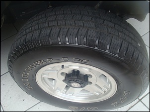 Procurando a primeira HiluxSW-a515741.jpg