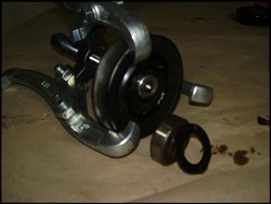 Esticador Correia Ar Hilux 2.8 CD-pa240008.jpg