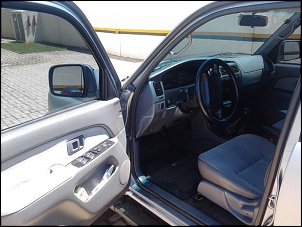 Procurando a primeira HiluxSW-5.jpg