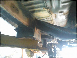AJUDA...suspensao hilux 95 japonesa (SAS) pneus 37-travessa-e.jpg