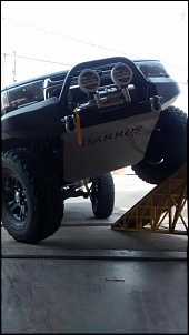 Hilux de Trilha-image.jpg