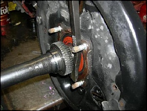 Rolamentos das Hilux - SW4 4x4 japa-axleprybar.jpg