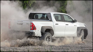 Nova toyota hilux 2021-toyota-hilux-gr-sport-2024.jpg