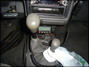 Radio Amador - Hilux-radio-002-small-.jpg