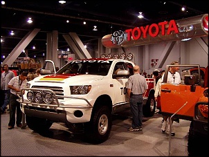 Toyota Tundra CrewMax-07_cc_pic8.jpg