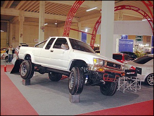 amortecedores hilux-stand1.jpg
