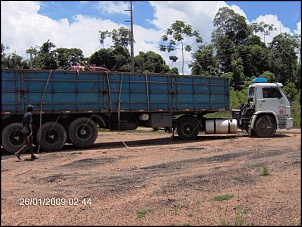 -hilux-na-carreta.jpg