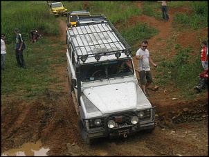 Trilhas Campo Grande Jeep Clube-293702_358276230884538_100001064923361_1125048_48270347_n.jpg