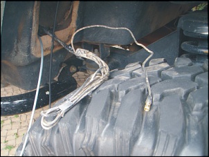 Aparelho estranho instalado no troller-t4.jpg